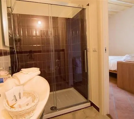 La Casa Di Nadi Guest house