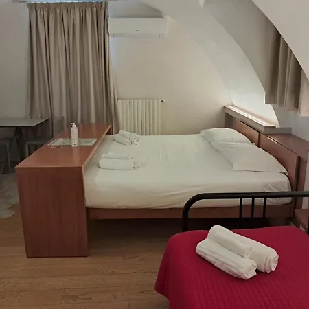 La Casa Di Nadi Pensión