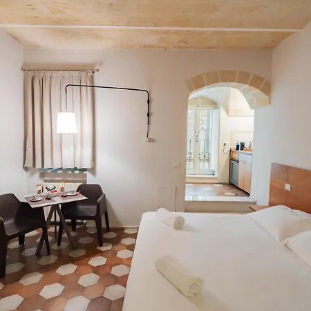 La Casa Di Nadi Guest house