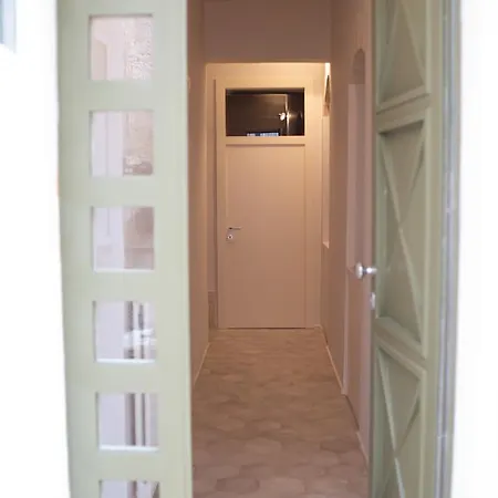 La Casa Di Nadi Guest house